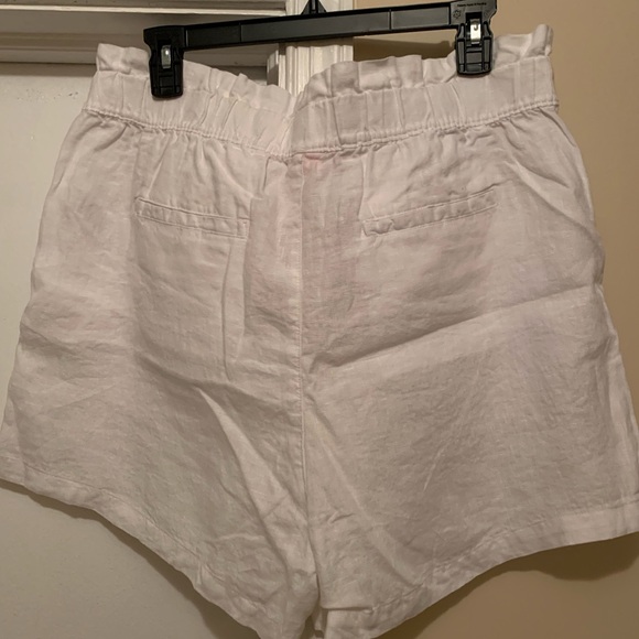 Isaac Mizrahi, 100% linen shorts - Picture 2 of 8